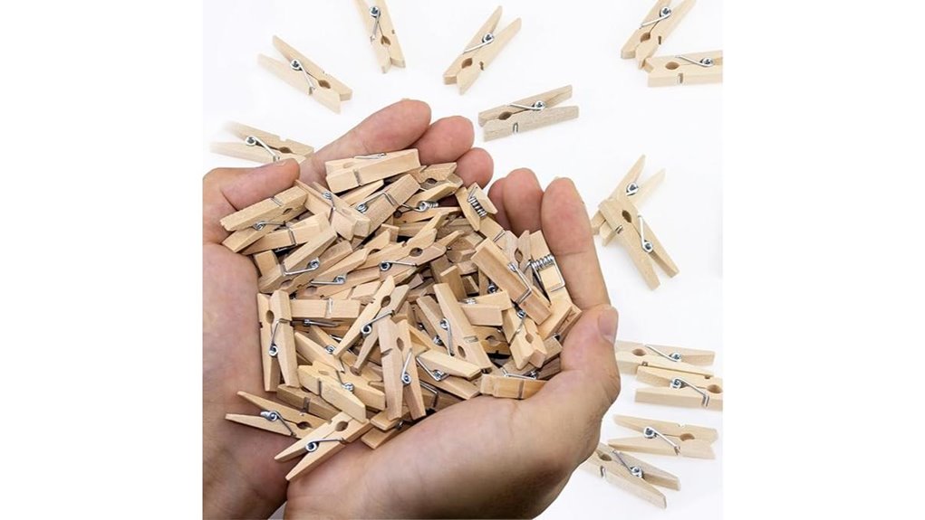 130 mini wooden pins