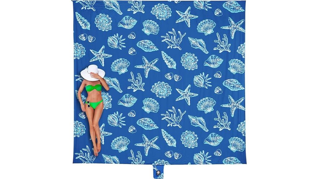 oversized waterproof sandproof blanket