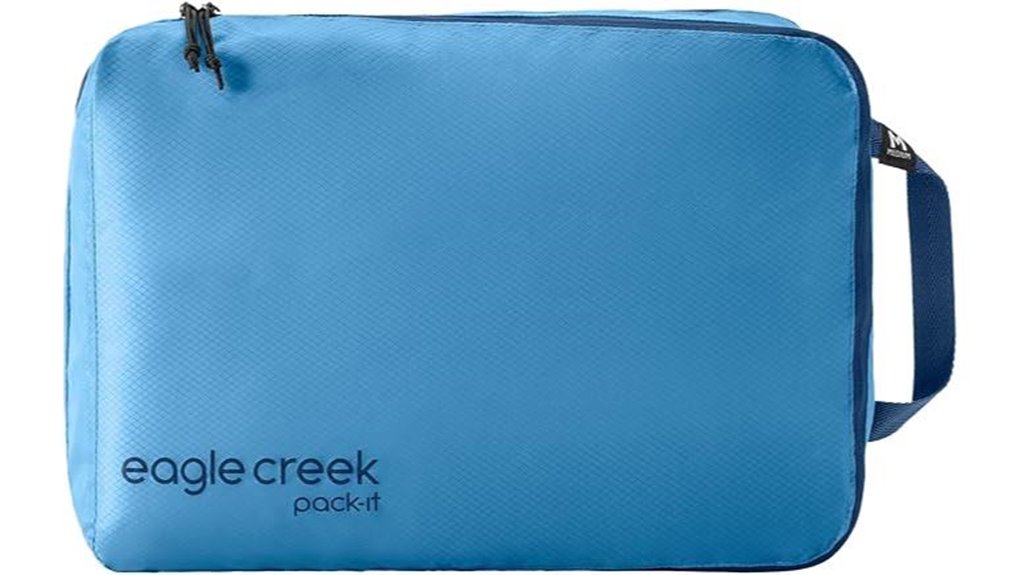 pack it isolate medium cube