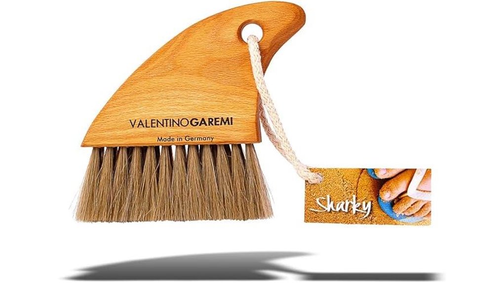 valentino sharkfin horsehair brush
